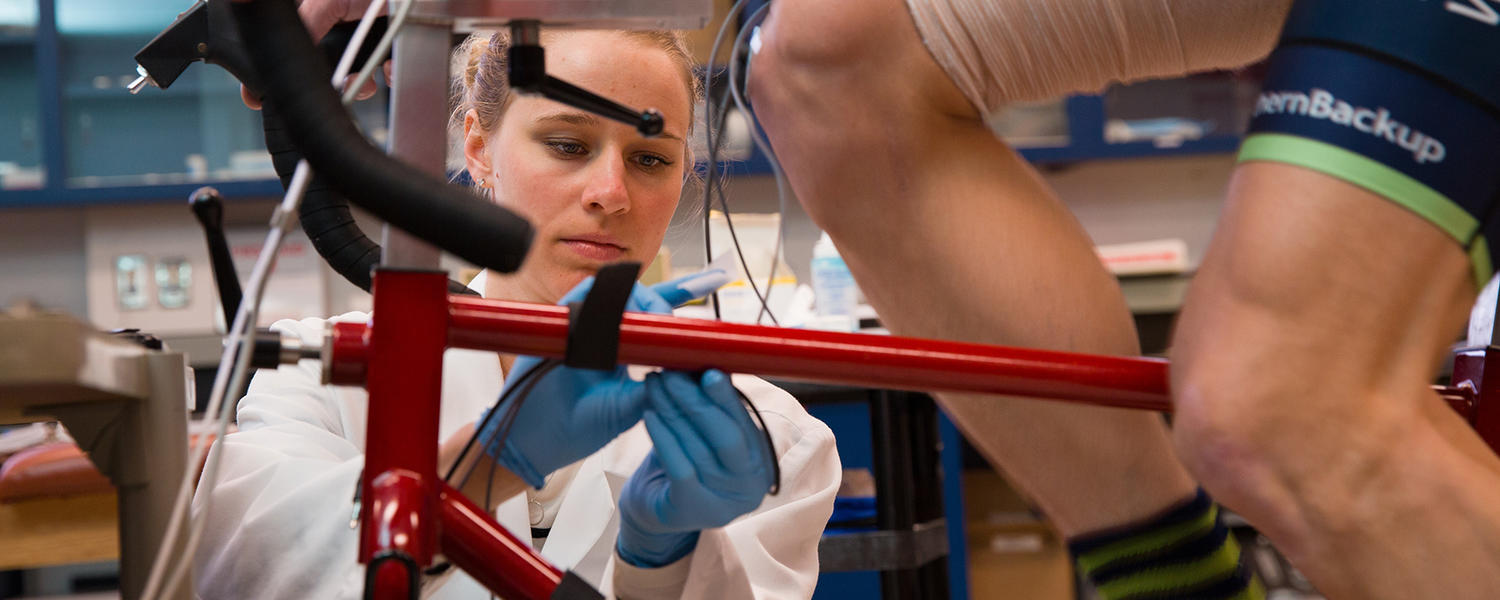 Student Calaine Inglis in the Human Performance Lab