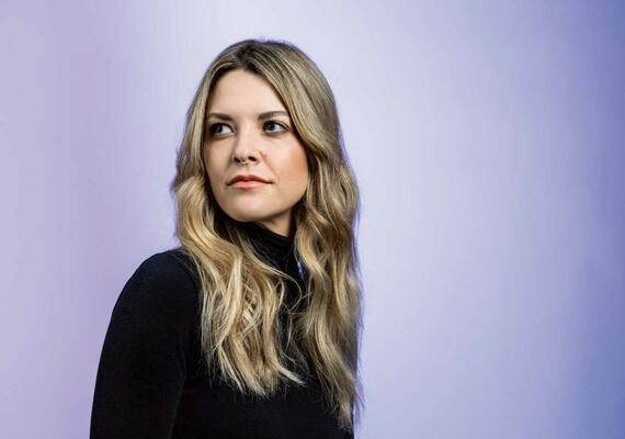 Holly Singer