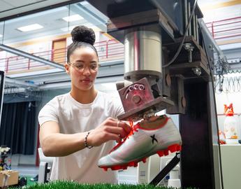 Shoe test in HPL at UofC